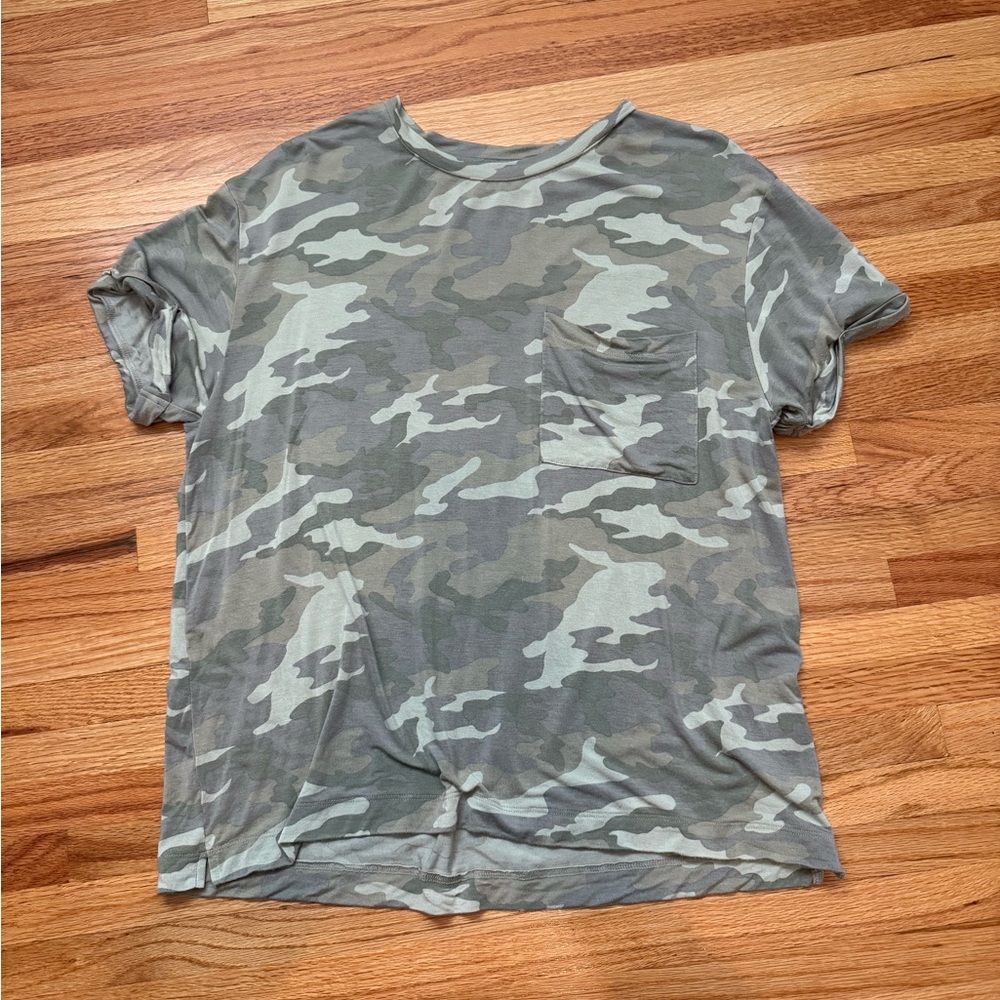American Eagle Soft & Sexy Pocket T Shirt